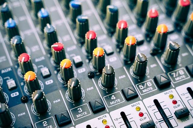 Exploring the World of DIY Music Production: From Home Studios to SoundCloud