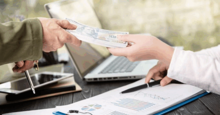 How to Choose the Best Moneylender Singapore Residents Can Trust